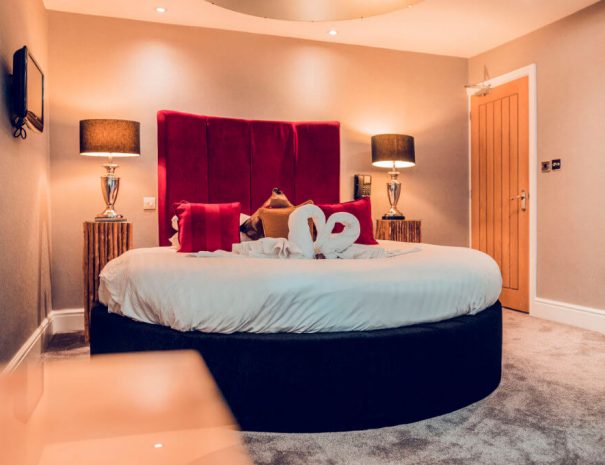Love Suite & Hot Tub Luxury Bed and Breakfast in Bowness on Windermere, Windermere Spa Suites with Hot Tub